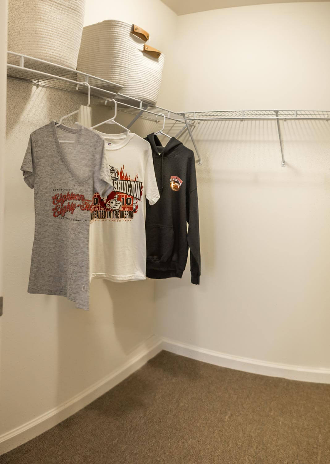 Model Cheney Bedroom5